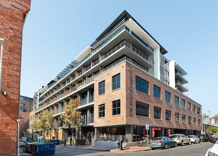Docklands Apartments