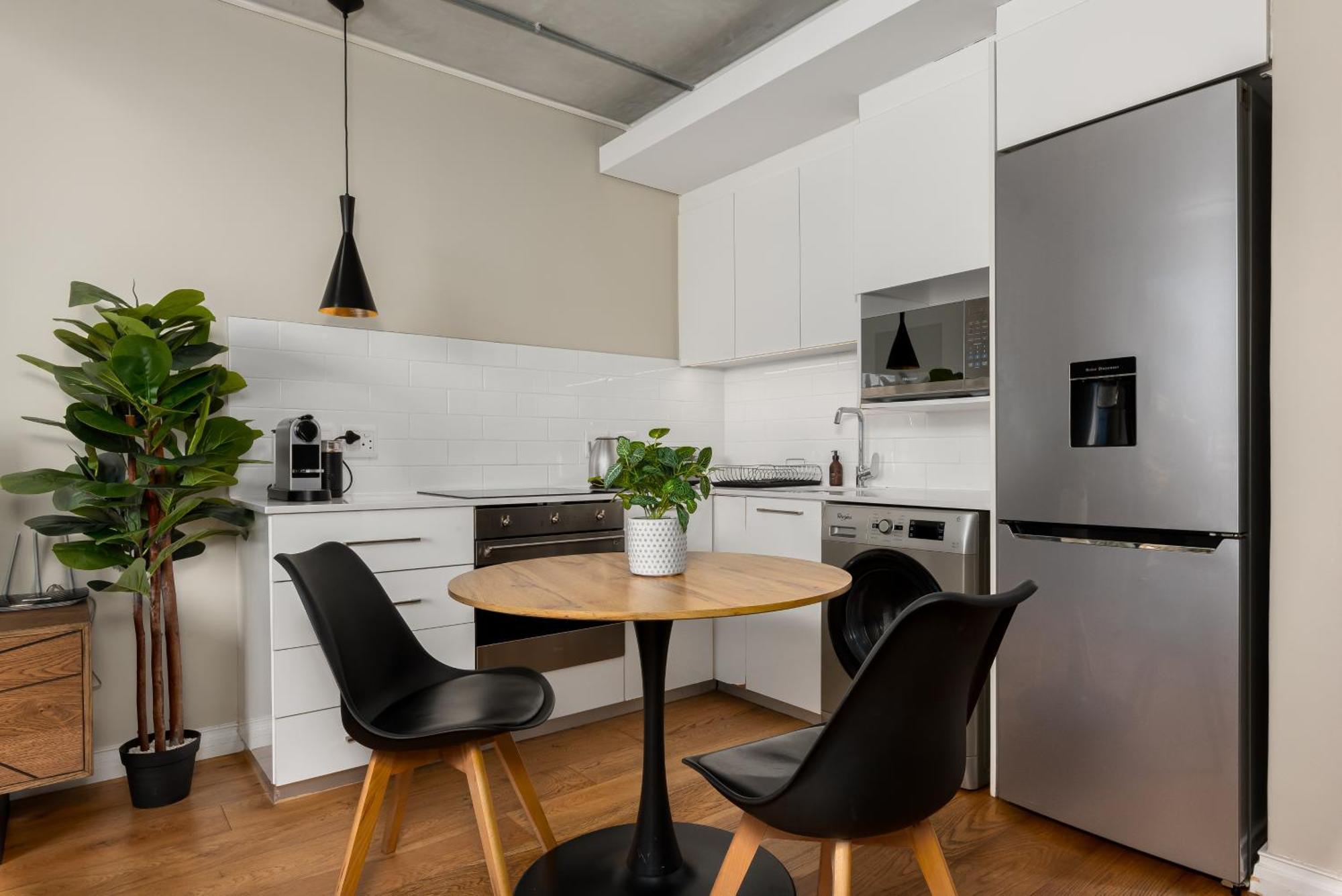 The Docklands Luxury Apartment
